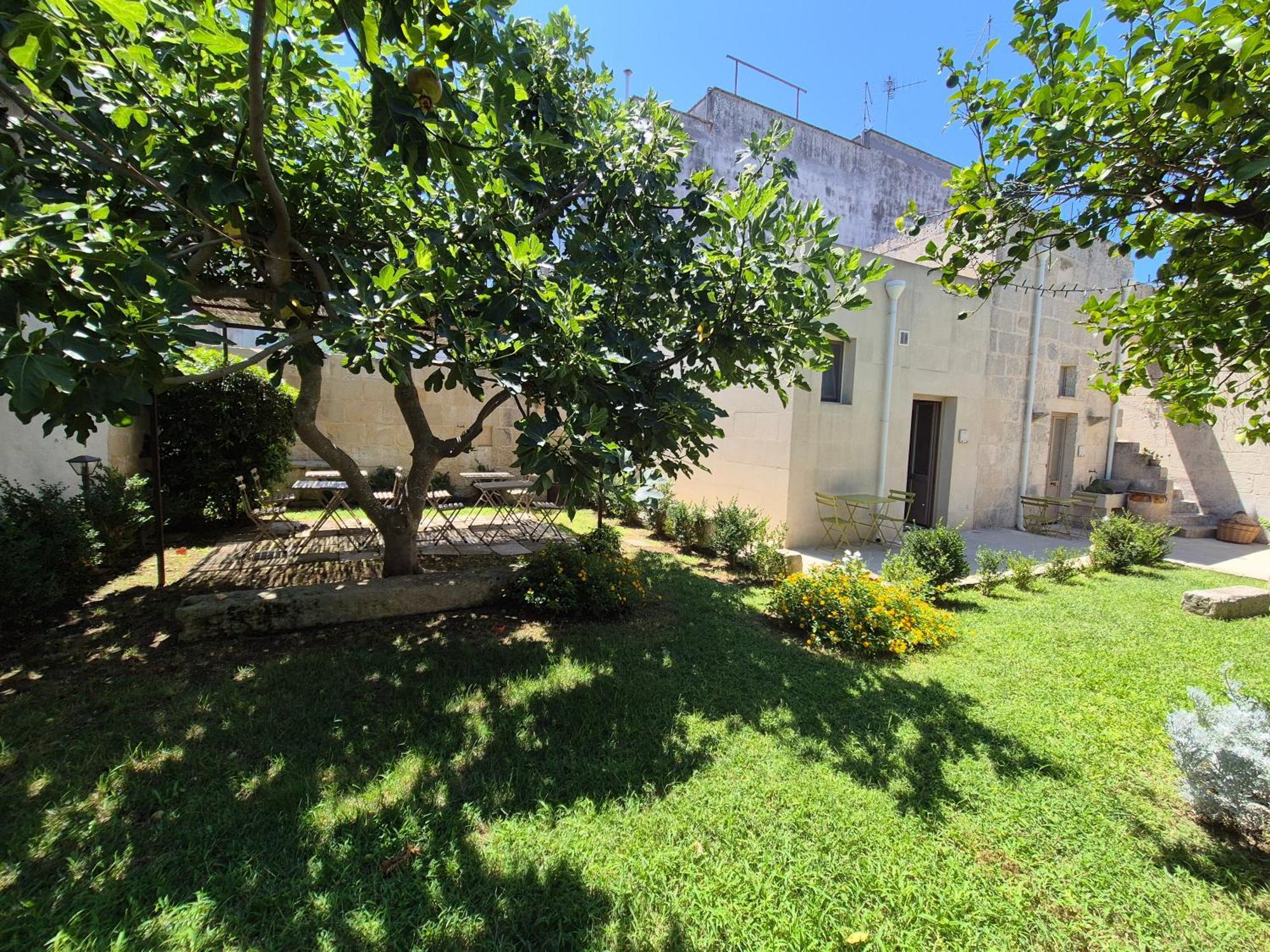Casa Frea Dimora Storica Panzió Martano Kültér fotó